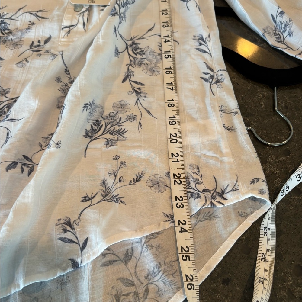 CAbi Wildflower Shirt #6889 - Picture 6 of 10